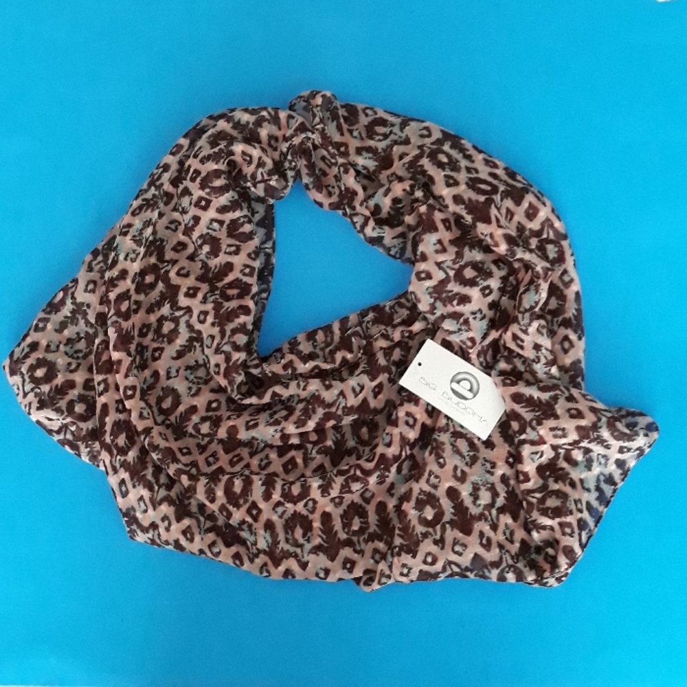 NWT Big Budda Circle Scarf
